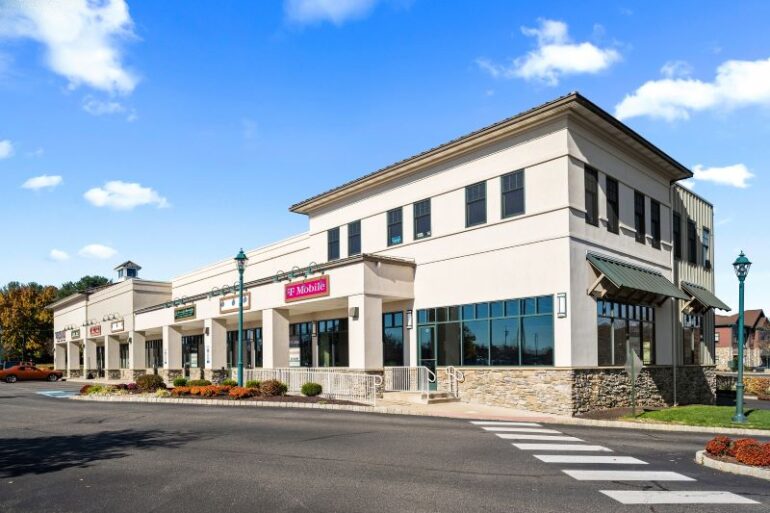 Edward Jones, TMobile coming to Larken’s Village at Hawk Pointe in Warren County Real Estate NJ