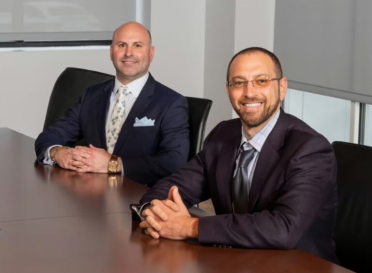 Veteran medical office, health care brokers Lizzack and Horning join The Clinical Group
