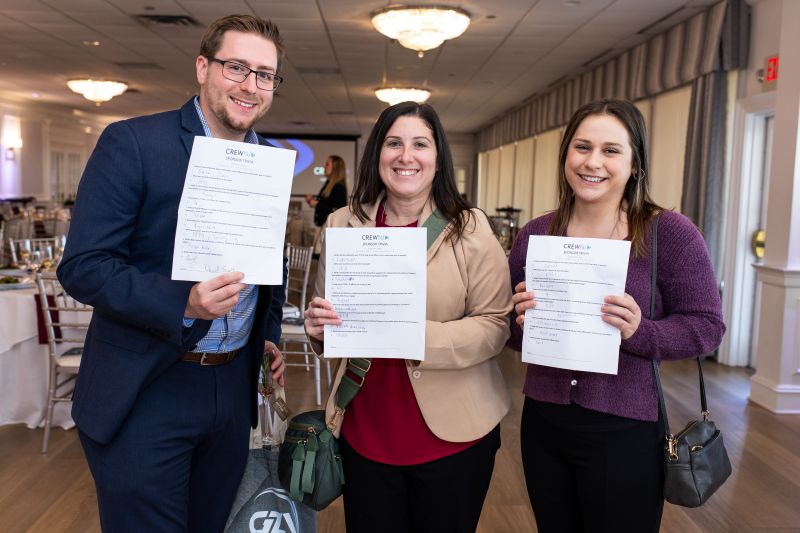 20251211_CREWNJ_DM2_8040