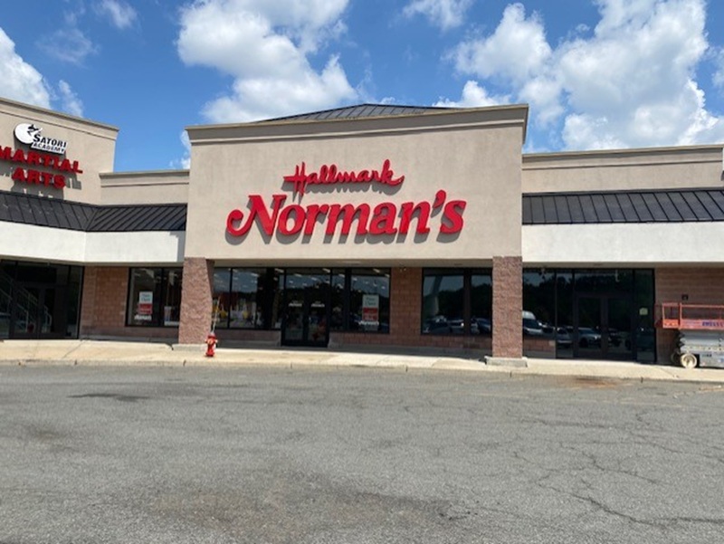 Norman’s Hallmark Ryders Crossing Milltown NJ (002)